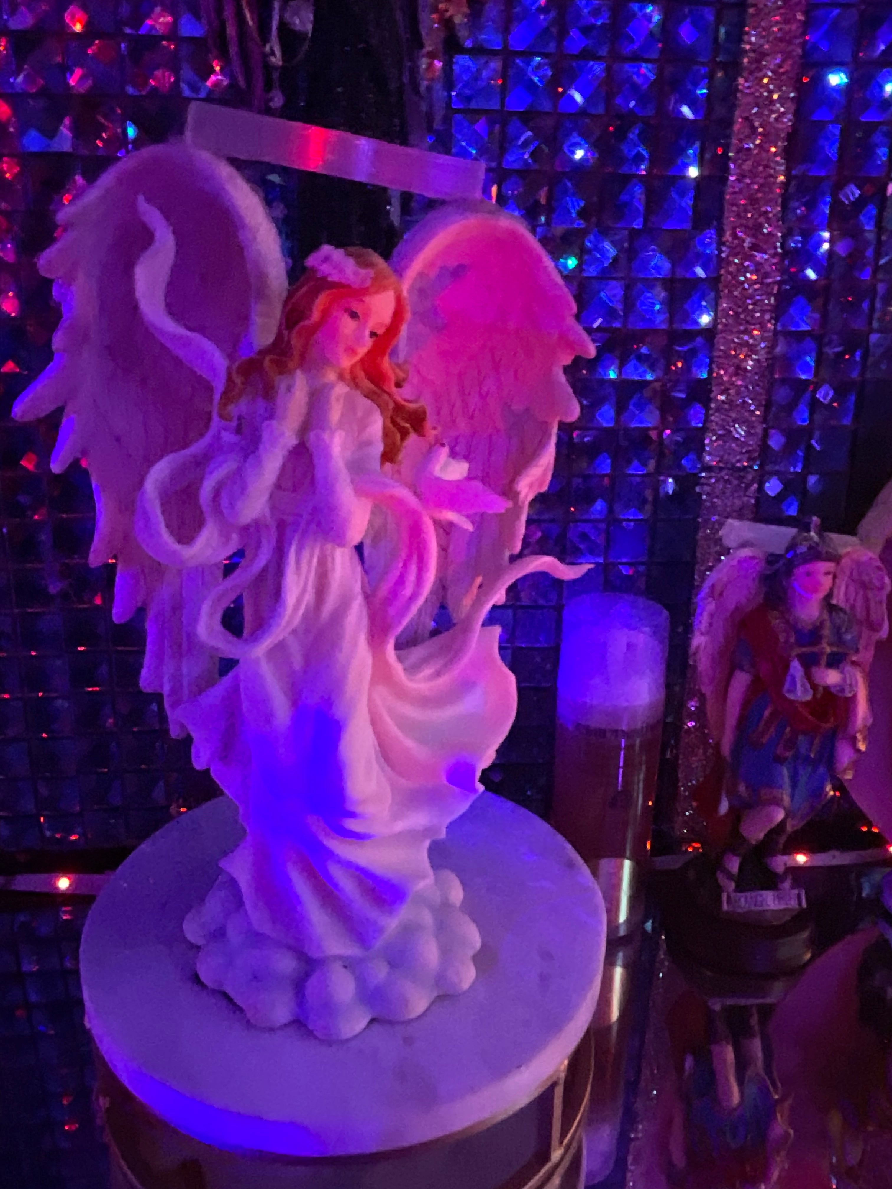 Safekeeper Ritual Seraphim Safekeeper Statue – Planet Blue Temple